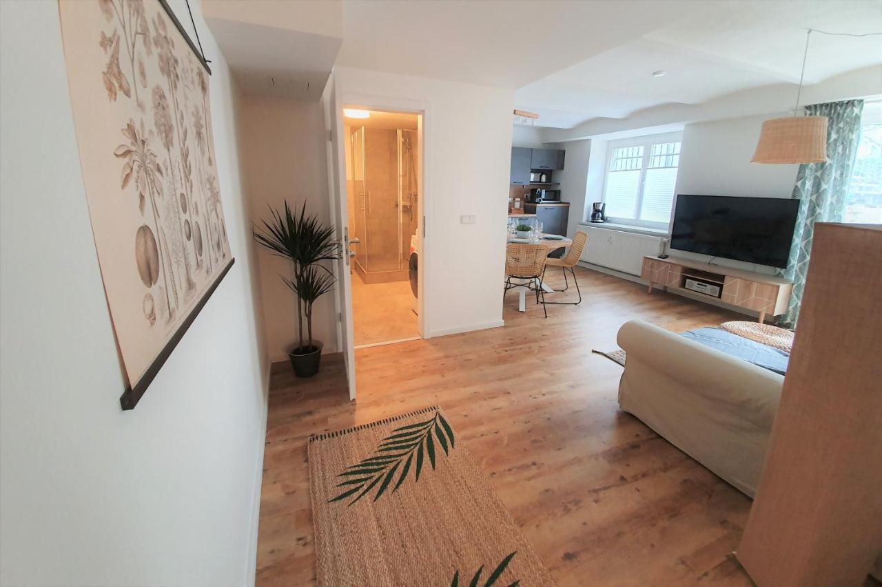 Pb Ferienwohnungen - Fewo 1 - Stilvoll Eingerichtetes Apartment Im Herzen Senftenbergs Bagian luar foto